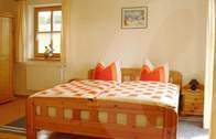Schlafzimmer im Ferienhof Schoppa-Haisl in der Urlaubsgemeinde Sonnen (Ruhe und Erholung erwartet Sie im Schlafzimmer im Ferienhof Schoppa-Haisl in der Urlaubsgemeinde Sonnen.)